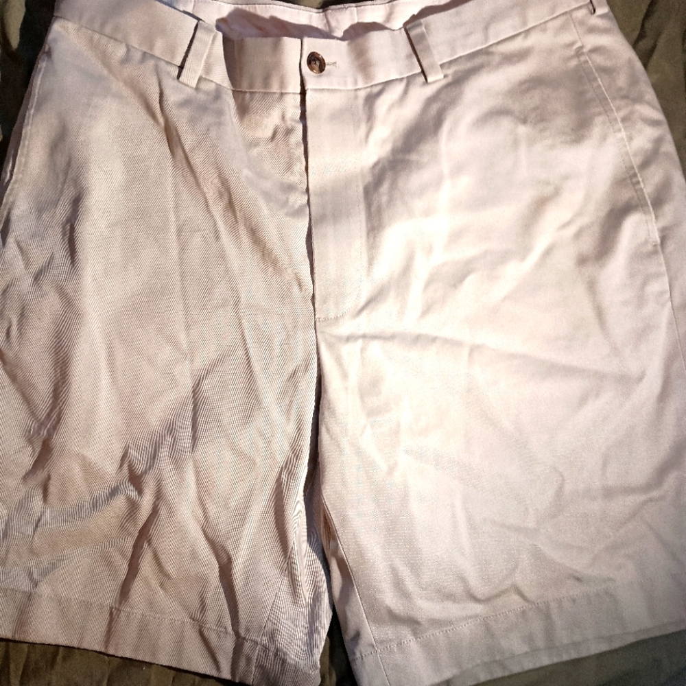 Brooks Brothers 346 Shorts Men 34 Khaki Advantage Short Chino Flat Front Bermuda